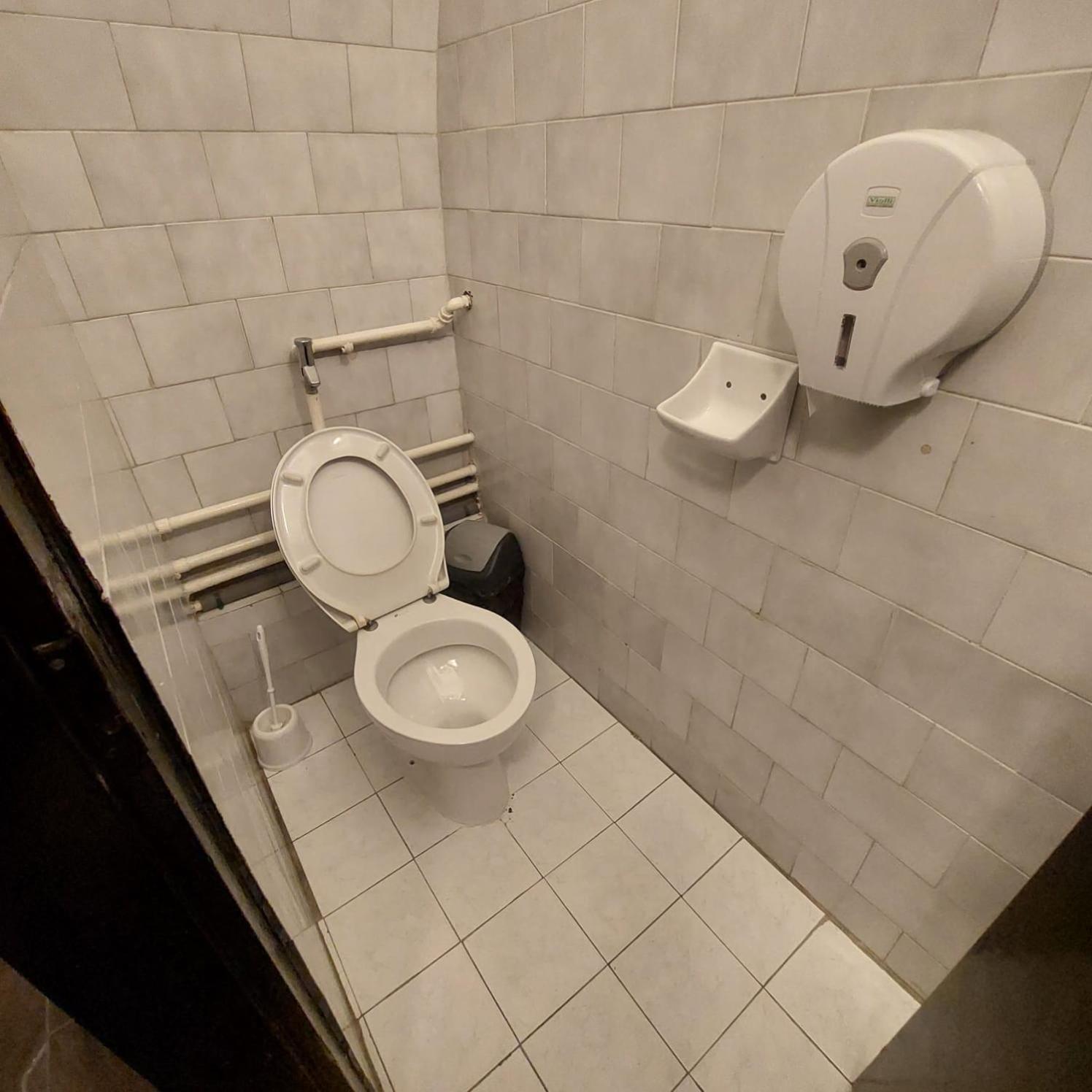 Whole Basement Former Pub 5 For Stag Do Budapest Ngoại thất bức ảnh