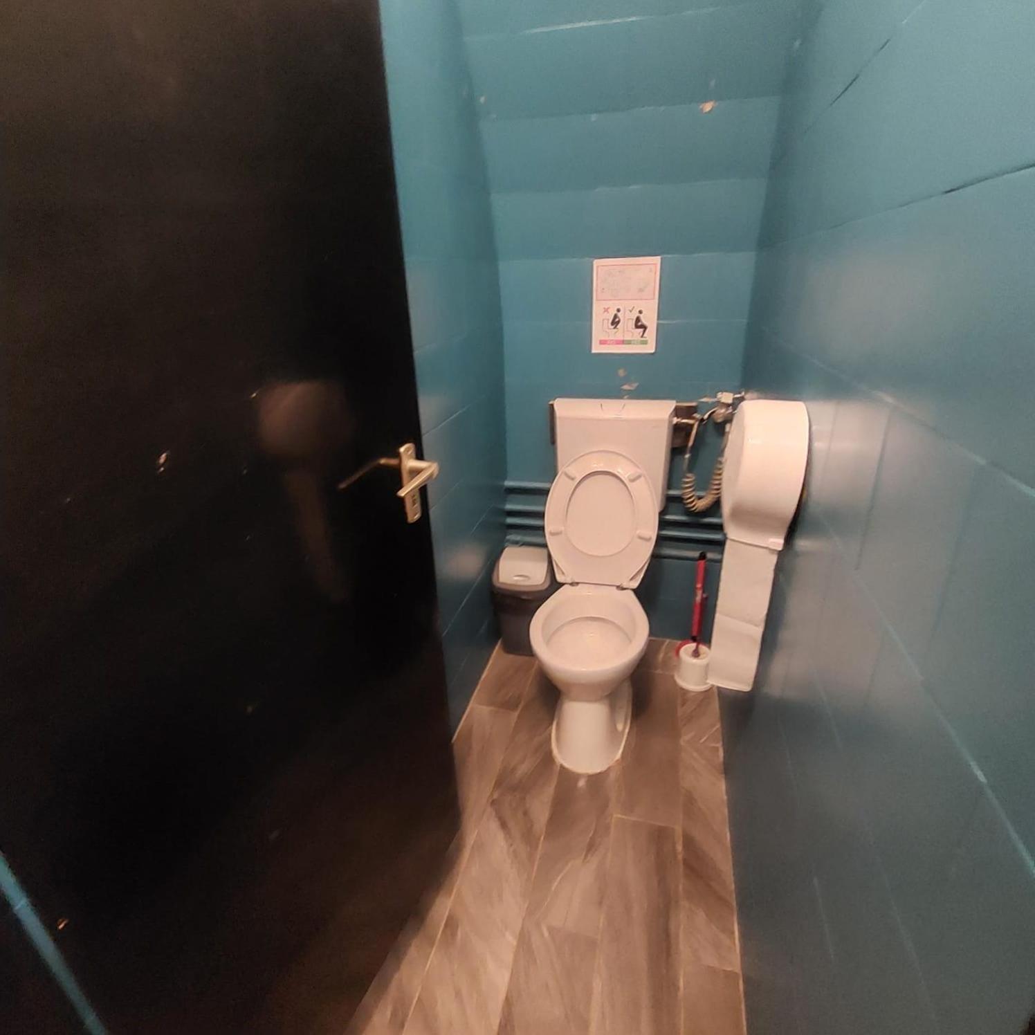 Whole Basement Former Pub 5 For Stag Do Budapest Ngoại thất bức ảnh